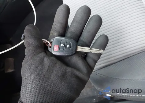 2015 Toyota Rav4 Xle from USA, damaged, VIN JTMRFREV5FD163615